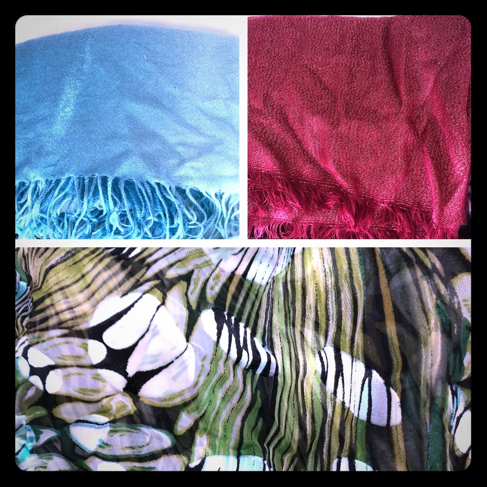 Bundle lightweight scarves